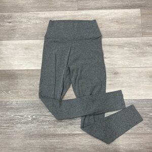 Simply Vera Vera Wang Soft Stretchy Grey Casual Leggings Medium